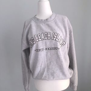 Gildan heavy blend sweatshirt. Size S
